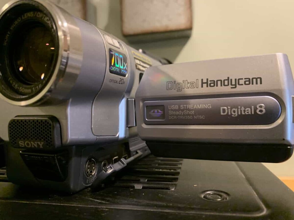 Hi8/Digital8/Video8 8mm Camcorders 11+ Places For Sale