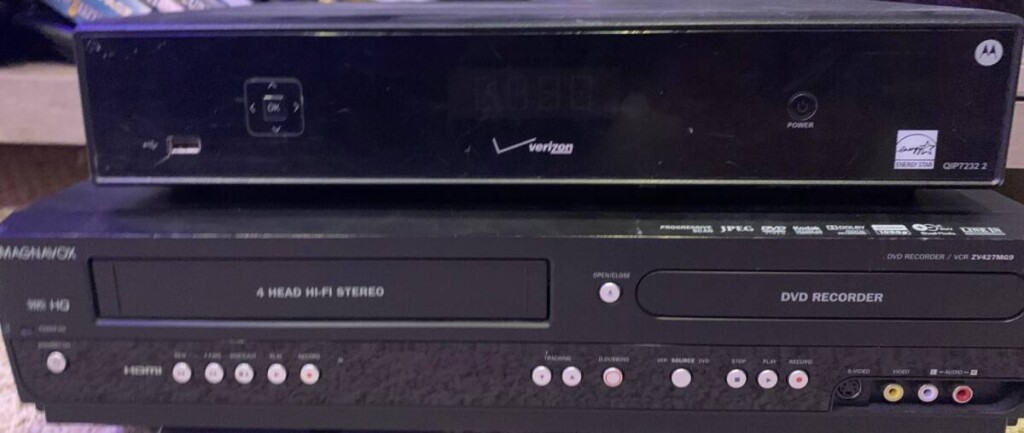 Tv to hook vcr up Solved: Hooking